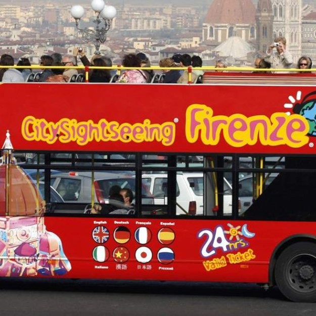 sightseeing bus i Firenze