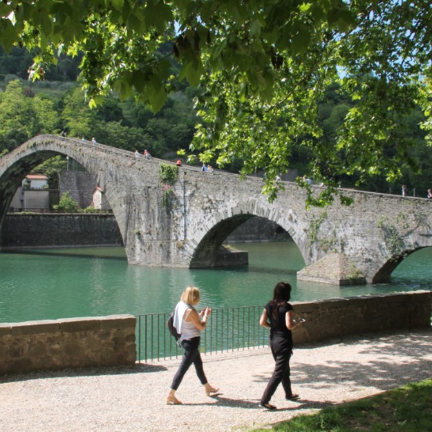 Ponte di Maddalena i Toscana i Garfagnana