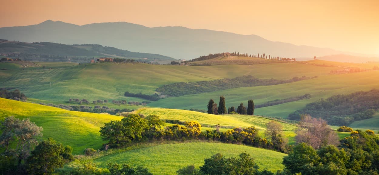 Landskab med bløde bakker i Toscana