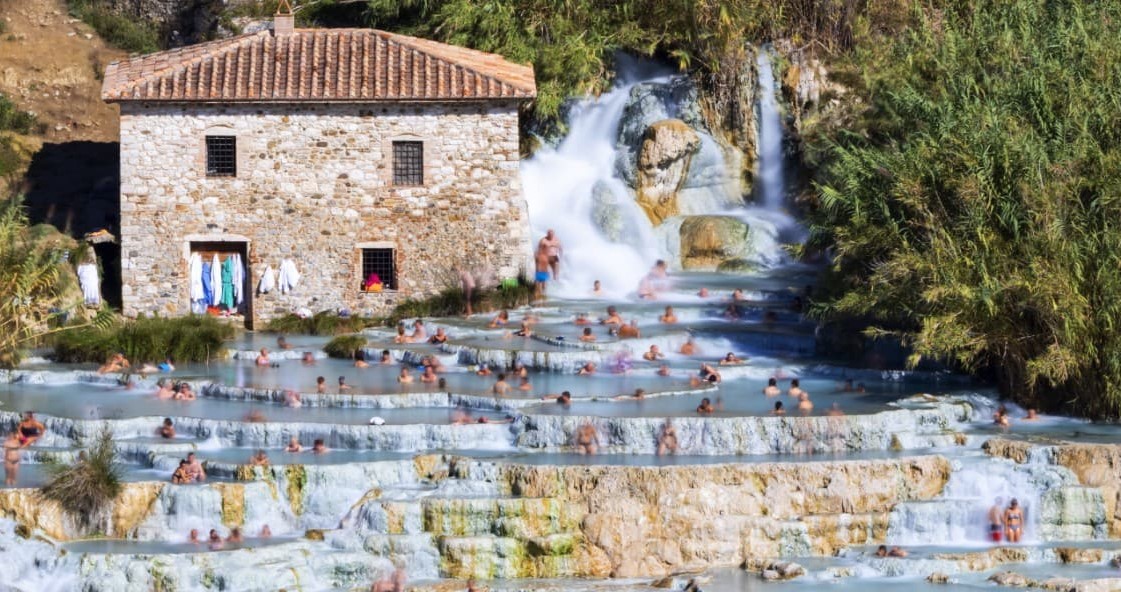 TERMISKE BADE I TOSCANA